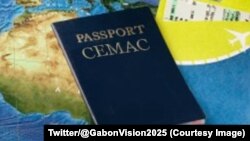 Un passeport pour les ressortissants des pays membres de la Communauté économique et monétaire d'Afrique centrale (Cémac), 17 octobre 2017. (Twitter/@GabonVision2025)