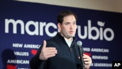  ဖလော်ရီဒါပြည်နယ် အထက်လွှတ်တော်အမတ် Marco Rubio ။ 