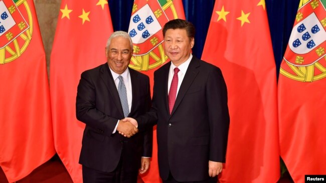 中国国家主席习近平2016年10月8日在北京人大会堂会见葡萄牙总理达科斯塔。