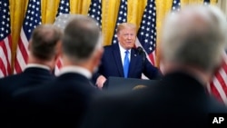 Predsednik Donald Tramp govori tokom događaja posvećenom sećanju na veterane Zaliva svinja, u Istočnoj sobi Bele kuće, 23. septembra 2020.
