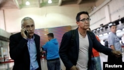 Jorge Ramos partió del hotel en Caracas, la mañana del martes, bajo estrictas medidas de seguridad rumbo al aeropuerto Simón Bolívar para viajar de regreso a México.