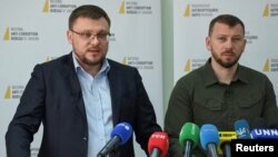 کنفرانس مطبوعاتی مقامات مبارزه با فساد اوکراین. 