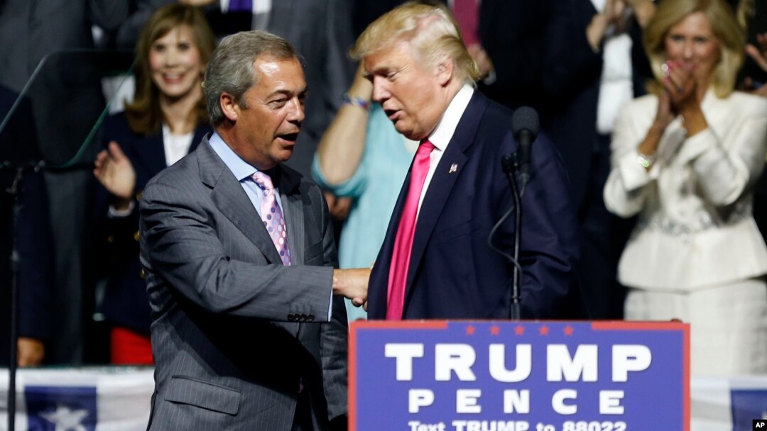 Trump saludó en Jackson, Mississippi a Nigel Farage, exlíder británico que promovió la salida de su país de la Unión Europea.