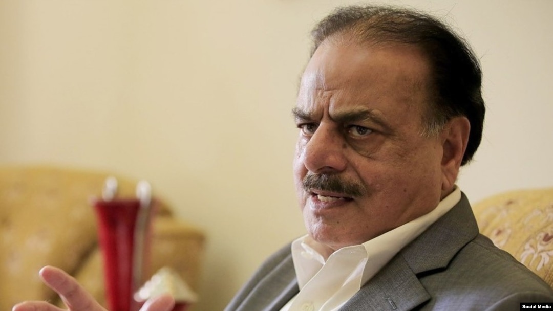 په ښاغلي حميدگل دامريکا له لوري دالقاعده پشان دترهه گريزو ډلو سره داړيکو لرلو تورونه هم لگول شوي وؤ.