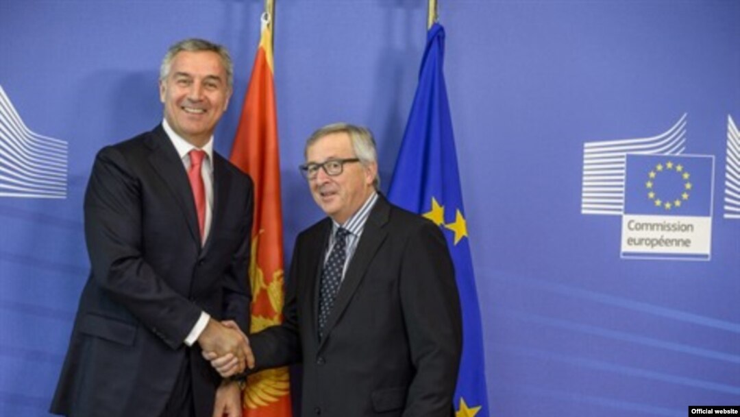 Crnogorski premijer Milo Đukanović i predsednik Evropske komisije Žan Klod Junker tokom susreta u Briselu