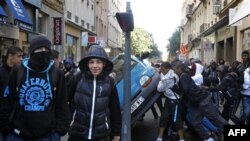 Franca përjeton një ditë tjetër protestash kundër planeve për ngritjen e moshës së pensionit