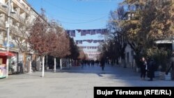 Kosovo: American flags are placed in main square in Prishtina