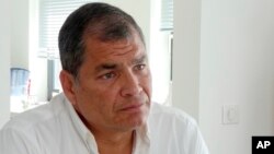 El expresidente de Ecuador Rafael Correa durante una entrevista con AP en Bruselas, Bélgica, el 5 de julio de 2018.