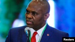 Tony Elumelu wanda Gidauniyarsa zata ba 'yan kasuwa matasa dalar Amurka miliyan dari ko nera miliyan dubu ashirin.