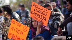 An Indian student holds a placard demanding the release of student leader Kanhaiya Kumar during a protest at the Jawaharlal Nehru University in New Delhi, India, Feb. 16, 2016. 