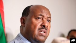 Special envoy of the Ethiopian Prime Minister Ambassador Mahmoud Dirir speaks to the press at the Ethiopian embassy, Khartoum, Sudan, June 11, 2019.