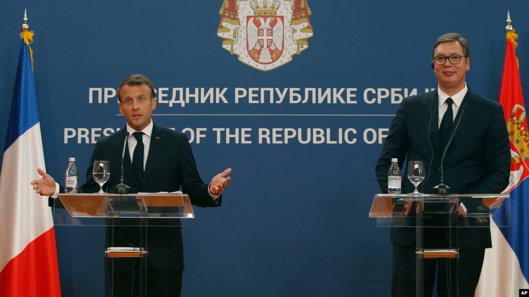 Francuski predsednik Emanuel Makron i predsednik Srbije Aleksandar Vučić tokom Makronove posete Srbiji, 2019. godine