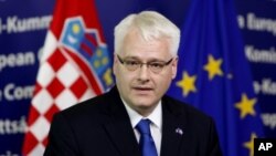 Croatian President Ivo Josipovic speaks during a media conference at EU headquarters in Brussels (File Photo).