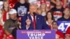 El candidato presidencial republicano, el expresidente Donald Trump, habla durante un mitin de campaña en el Mohegan Sun Arena, en Casey Plaza, en Wilkes-Barre, Pensilvania, el sábado 17 de agosto de 2024. (Foto AP/Laurence Kesterson)