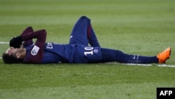 Neymar, blessé lors d’un match contre l’OM au Parc des Princes, Paris, 25 février 2018.