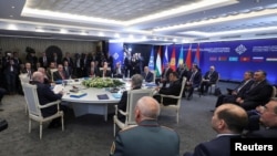 بر اساس اعلامیه، نمایندگان سازمان ملل متحد، پولیس بین‌المللی (انترپول)، سازمان پیمان امنیت جمعی و شماری دیگر از نهادهای بین‌المللی نیز در این نشست حضور داشتند . عکس- آرشیف