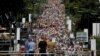 베네수엘라 '마두로 퇴진 집회' 10만명 모여...마두로 '조기 의회 선거' 제안