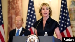 Duta Besar AS untuk Perserikatan Bangsa-Bangsa Kelly Craft sedang berbicara. (Foto: Reuters)