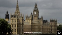 Gedung parlemen Inggris di tepi sungai Thames, London (Foto: dok).