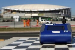 A machine tests for PM 2.5 levels in front of 2016 Rio Olympic Park in Rio de Janeiro, Brazil, June 17, 2016.