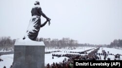 Мемориальная церемония на Пискаревском кладбище в Санкт-Петербурге. 26 января 2019г. 