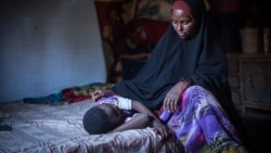 Amran Mahamood a abandonné la pratique de l'excision après avoir excisé de nombreuses filles pendant 15 ans, Hargeysa, Somalie, 19 février 2014.