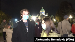Protest zbog zagađenja vazduha u organizaciji Ne davimo Beograd u oktobru 2019. godine ispred Skupštine grada, Foto: VOA