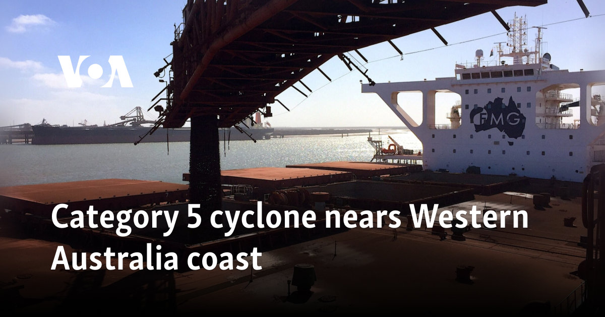 Category 5 cyclone nears Western Australia coast