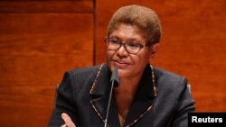 Karen Bass, presidente do subcomité da Câmara dos Representantes para a África