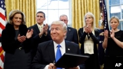 Donald Trump na Sala Oval