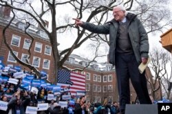 Sen. Bernie Sanders, I-Vt., arrives to the stage as he kicks off his 2020 presidential campaign, March 2, 2019, in the Brooklyn borough of New York.