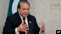 FILE - Pakistani Prime Minister Nawaz Sharif will meet with King Salman on Monday in Riyadh and with Iranian President Hassan Rouhani on Tuesday in Tehran. 