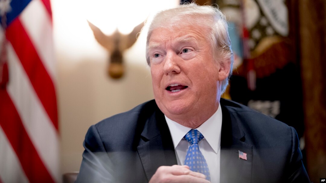 Presiden AS Donald Trump berbicara di Gedung Putih, Rabu (1/8). 