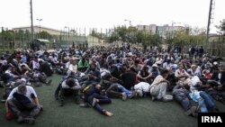 گروهی از معتادان در ایران 