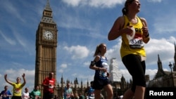 Des coureurs au marathon de Londres le 21 avril 2013