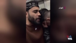 خواندن ترانه «وطن پرنده پر در خون» در متروی تهران؛ سحر دوباره برمی‌خیزد