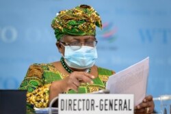 Direktur Jenderal Organisasi Perdagangan Dunia (WTO) Ngozi Okonjo-Iweala di kantor pusat WTO di Jenewa, Swiss 1 Maret 2021. (Fabrice Coffrini/Pool via REUTERS)