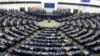 Juncker: EU Must Grasp World Role as US Retreats