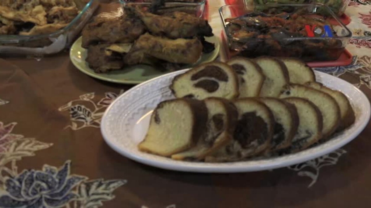 Pembuat Kue dan Masakan Lebaran