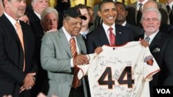 Barack Obama recibió a los campeones de la Serie Mundial de Béisbol, los Gigantes de San Francisco.