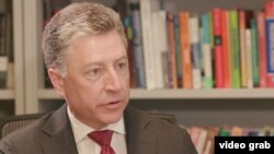 U.S. Special Representative for Ukraine Kurt Volker tells VOA's Ukraine service that Russia needs to release the Ukrainian sailors taken captive in the Kerch Strait in late November by Christmas or "before the new year."