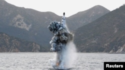 မြောက်ကိုရီးယားရေငုပ်သင်္ဘော ပဲ့ထိန်းတပ်ဒုံးကျည် စမ်းသပ်ပစ်လွှတ်