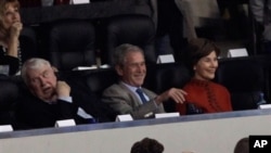 Bivši američki predsjednik George W. Bush na Superbowlu