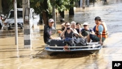 Tourists permission  a flood-hit country  successful  Chiang Mai Province, Thailand, Oct. 5, 2024.