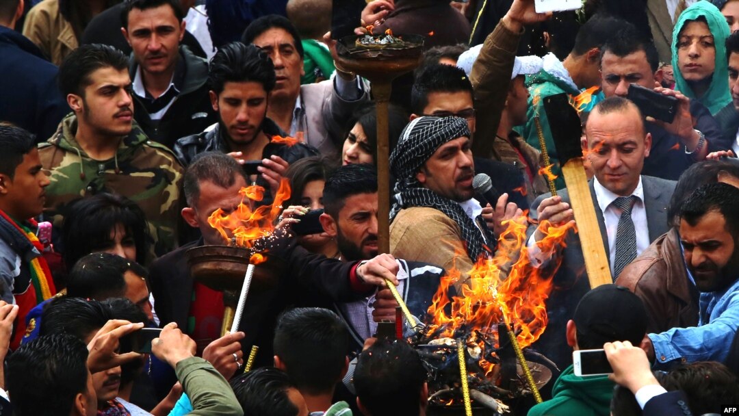 Người Kurd ở Syria mừng năm mới của người Ba Tư ở thủ đô Damascus, 21/3/2015.