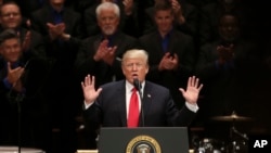7월 1일 워싱턴에서 진행된 한 행사에서 연설하는 트럼프 대통령 (자료사진)