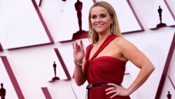 L'actrice-productrice Reese Witherspoon aux Oscars à Los Angeles, le 25 avril 2021.