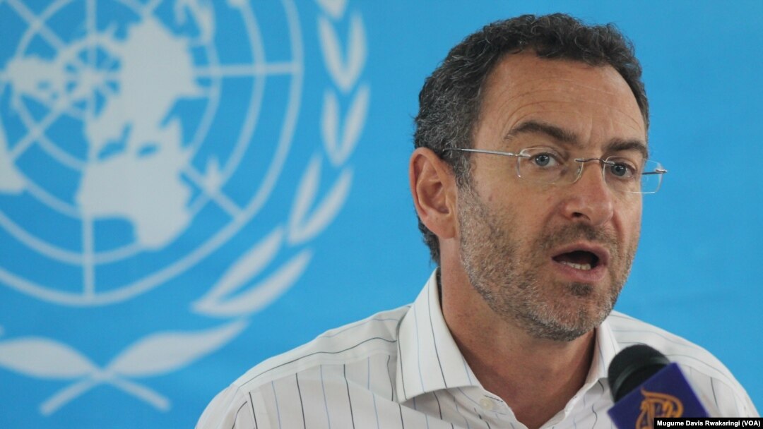 Wakil Kepala Kantor PBB untuk Sudan Selatan, Toby Lanzer, dalam konferensi pers di Juba. (Foto: Dok)