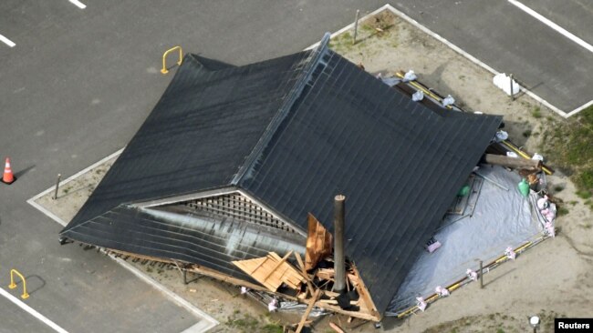 日本山形县2019年6月19日发生的地震造成当地一所小学受损。