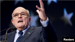 Giuliani dijo que a pesar de que Trump ha dicho que está dispuesto a ser interrogado por el fiscal independiente Robert Mueller, tratará de disuadirlo de que lo haga.